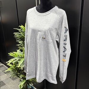 Ariat Rebar Cotton Strong,pre-shrunk,graphic sleeve, chest/pen pocket,crew neck